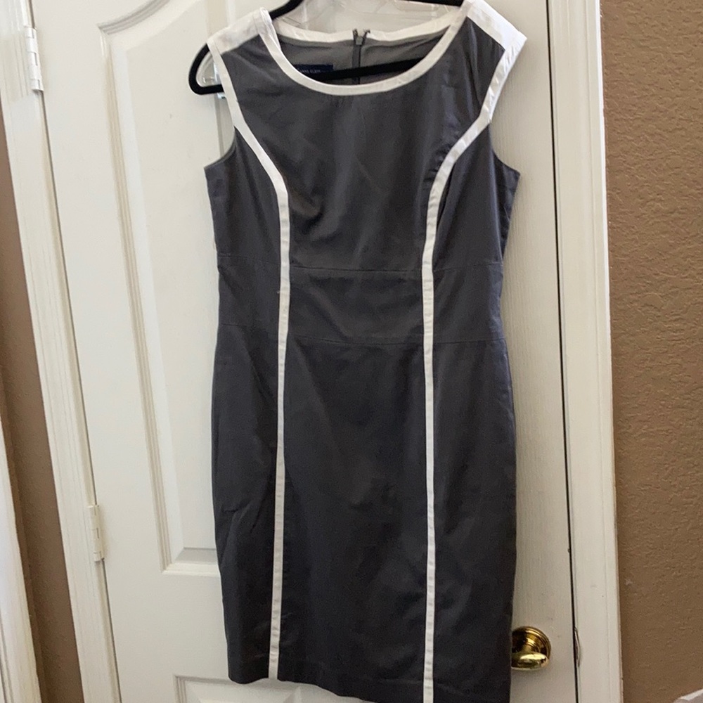FINAL MARKDOWN Anne Klein sheath style dress 10